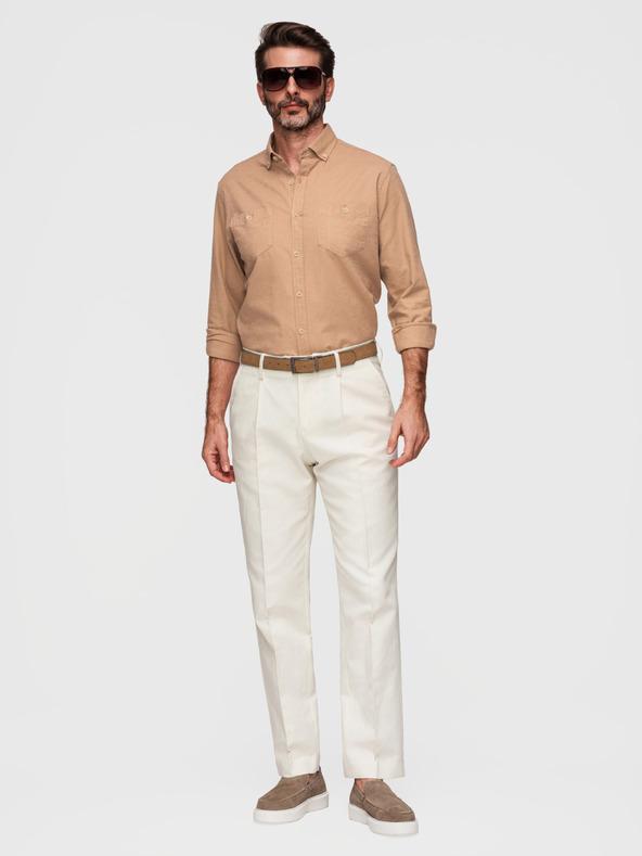 Ombre Clothing Moška lnena srajca s klasičnim ovratnikom in žepi REGULAR FIT - svetlo rjava V7 OM-SHCS-0134 Ombre Clothing