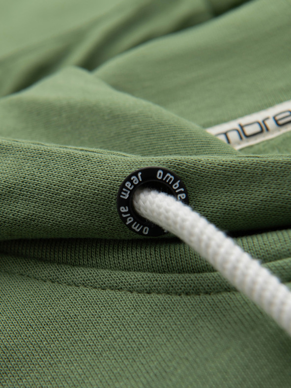 Ombre Clothing Moška bombažna majica BASIC s kengurujim žepom in kapuco - zelena Ombre Clothing