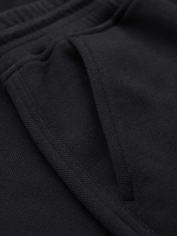 Ombre Clothing Moške strukturirane kratke hlače REGULAR FIT - črne V2 OM-SRSK-0124 Ombre Clothing