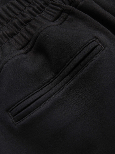 Ombre Clothing Moške kratke hlače REGULAR FIT iz gladke pletenine - črne V1 OM-SRBC-0153 Ombre Clothing