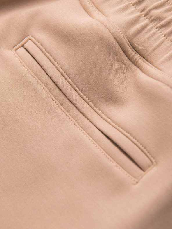 Ombre Clothing Moške kratke hlače REGULAR FIT iz gladke pletenine - bež V3 OM-SRBC-0153 Ombre Clothing