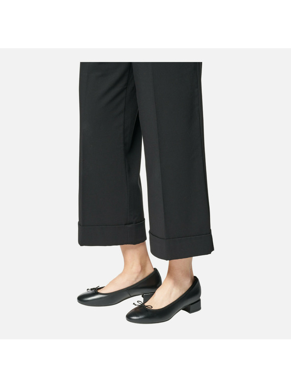 Geox Črne ženske salonarji Geox Floretia