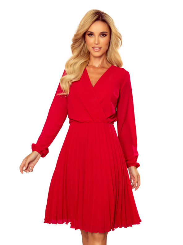 numoco ISABELLE Plisirana obleka z izrezom in dolgimi rokavi - Rdeča