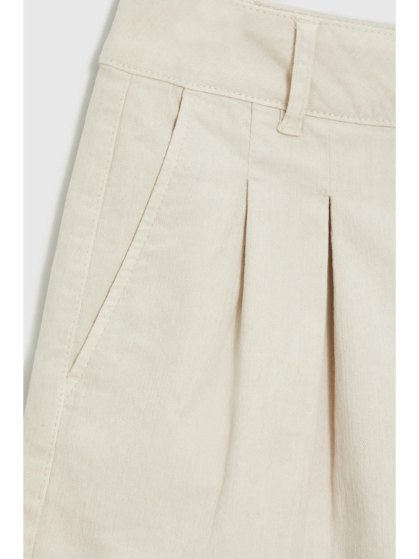 Moodo Gladke kratke hlače bež Moodo