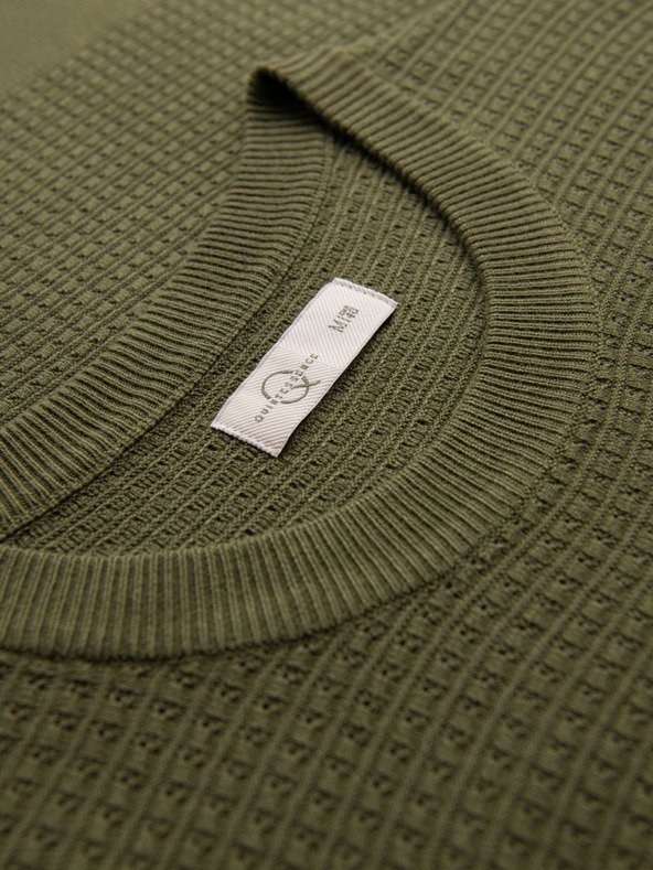 Ombre Clothing Moški strukturirani pulover s kulatim izrezom - olivna barva V1 OM-SWSW-0181 Ombre Clothing