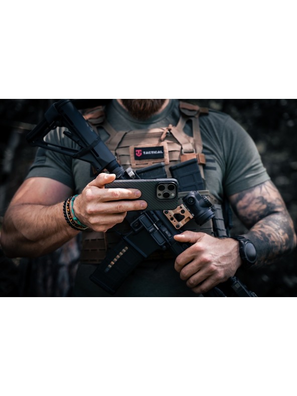 Tactical Tactical MagForce Aramid Ovitek za Apple iPhone 16 Pro Max Black