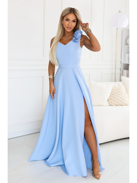 numoco Elegantna večerna maxi obleka z razporkom in vrtnicami - svetlo modra