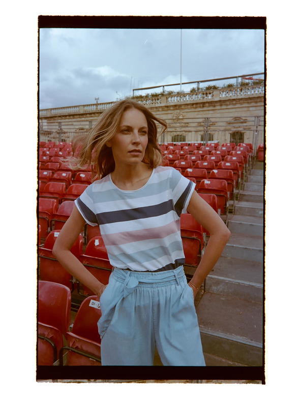 Moodo Majica s črtami modra Moodo