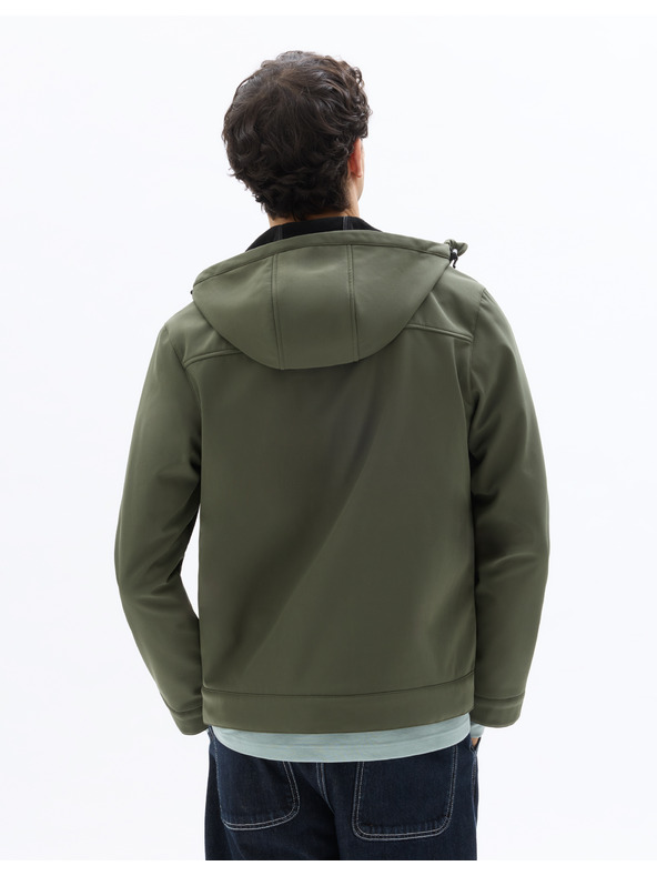 Celio Jakna Nucrosho