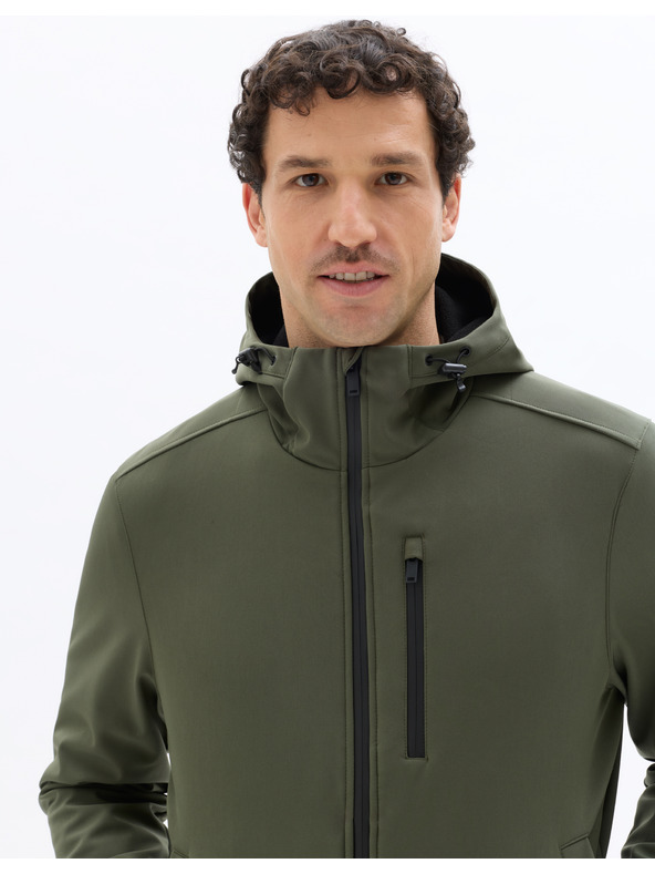 Celio Jakna Nucrosho