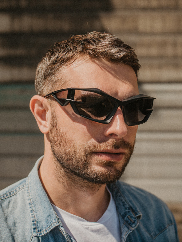 VEYREY VeyRey Unisex futuristična sončna očala Calictor črna univerzalna