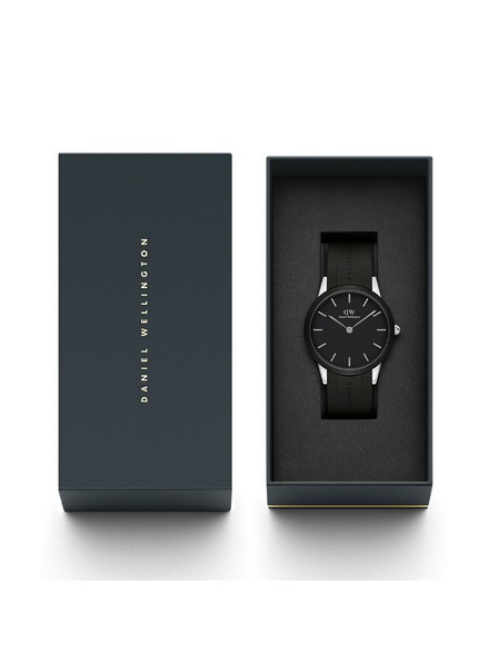 Daniel Wellington Srebrne moške ure Daniel Wellington Iconic Motion