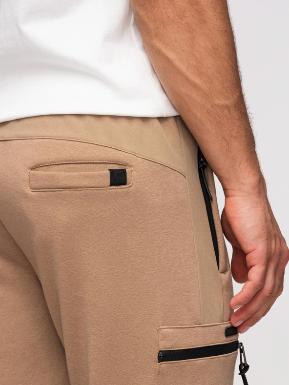 Ombre Clothing Moške trenirke JOGGER s žepi na stegnih in kontrastnimi vstavki - svetlo rjava V4 OM-PASK-0222 Ombre Clothing