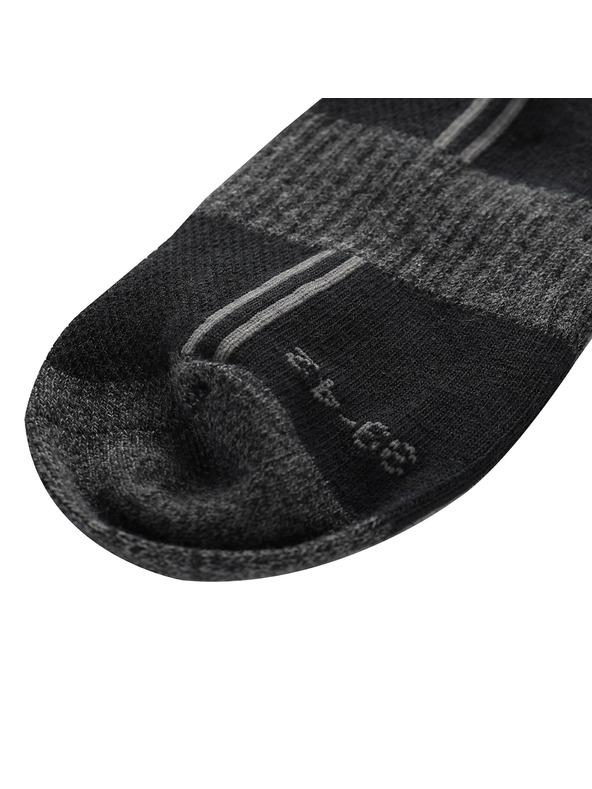 ALPINE PRO Unisex nogavice s tehnologijo coolmax ALPINE PRO 3HARE 2 črne