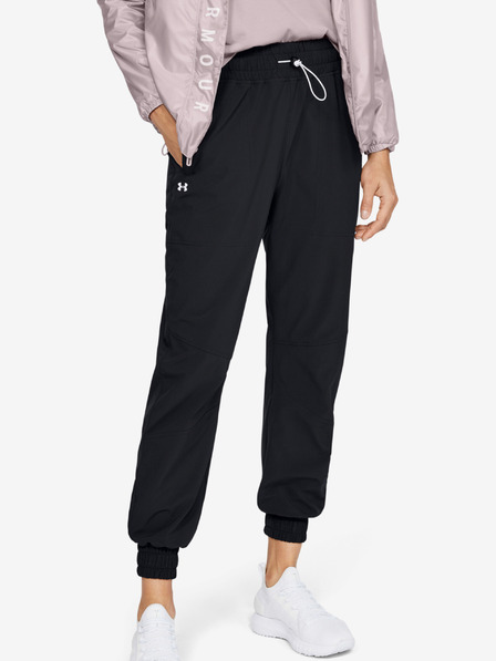 Under Armour Ženske športne hlače Under Armour Recover Woven Pants