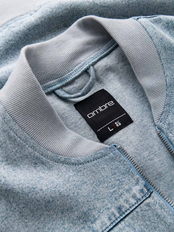 Ombre Clothing Moška bomber jakna iz džinsa z učinkom "stone wash" - svetlo modra V3 OM-JADJ-0163 Ombre Clothing