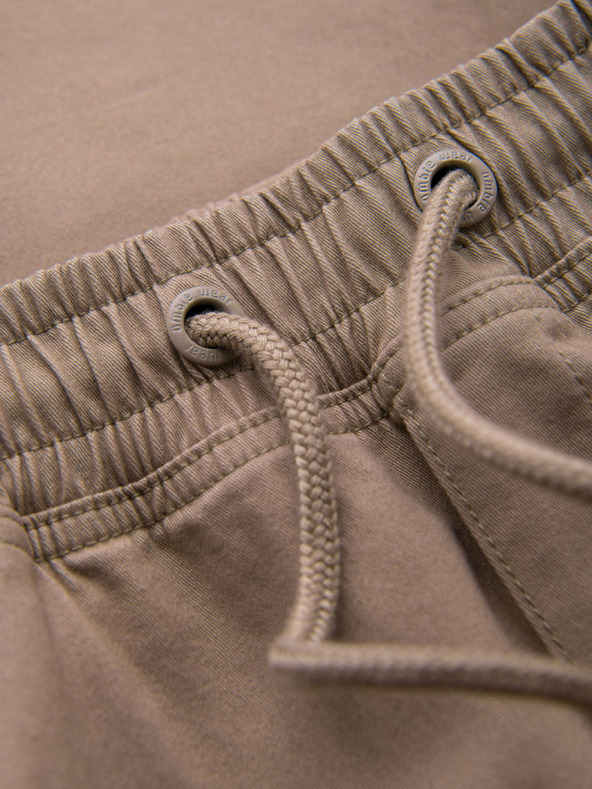 Ombre Clothing Moške hlače JOGGERY s tovornimi žepi na zadrgo - bež V2 OM-PAJO-0290 Ombre Clothing