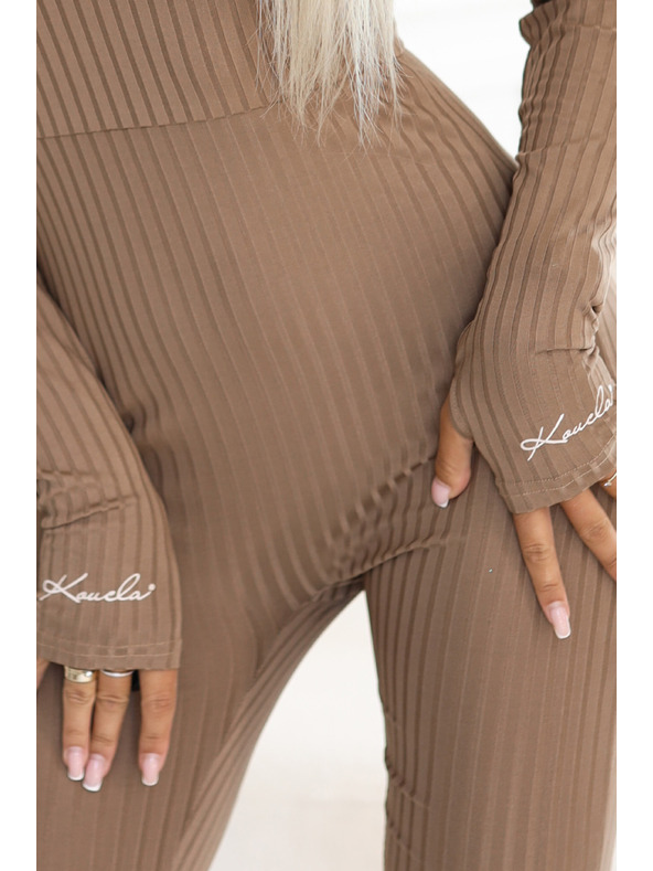Kocula Udobna in elegantna rebrasta ženski kombinezoni z izrezom - mocha mousse