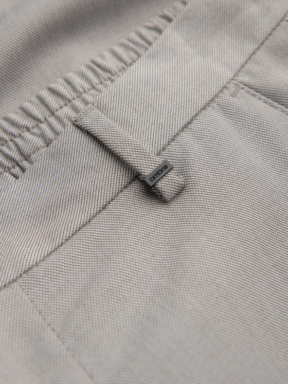 Ombre Clothing Moške hlače chino REGULAR FIT z elastičnim pasom - sive in bež V1 P1525 Ombre Clothing
