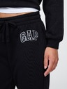 GAP Superge z logotipom GAP