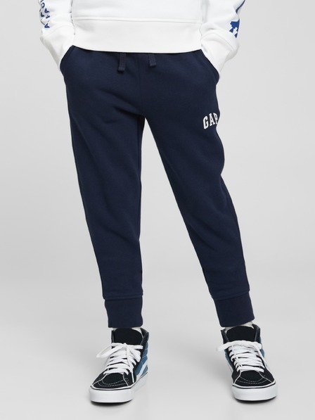 GAP Trenirka Gap logo GAP