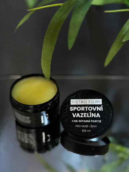 Pietro Filipi Vazelin Pietro Filipi za intimen predel za moške 100 ml