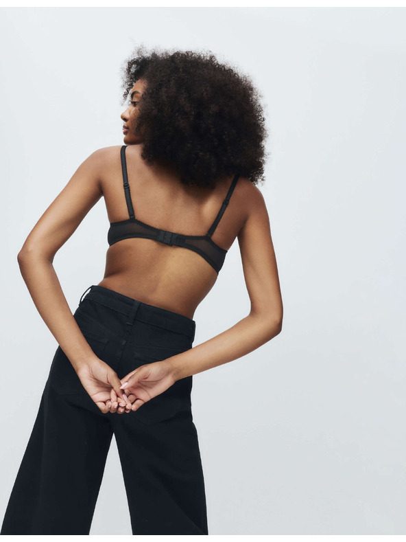 Marks & Spencer Čipkasti push-up dekolte nedrček Jasmine s kosticami, (vel. A–E) Marks & Spencer črna