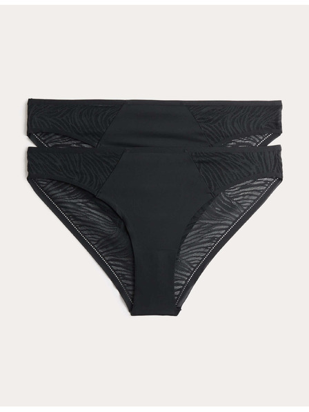 Marks & Spencer Pakiranje 3 nevidnih Body Invisibles™ čipkastih brazilskih hlačk Marks & Spencer črna