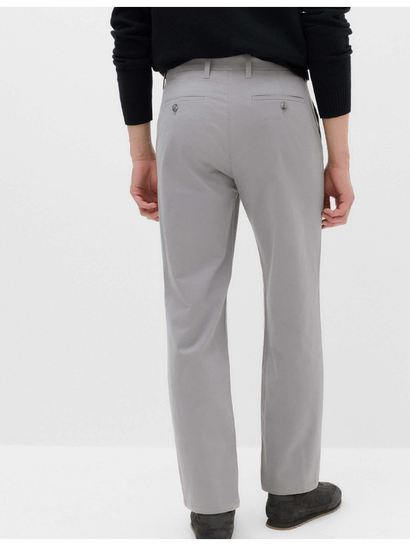 Marks & Spencer Raztegljive hlače chino regular fit Marks & Spencer sive barve