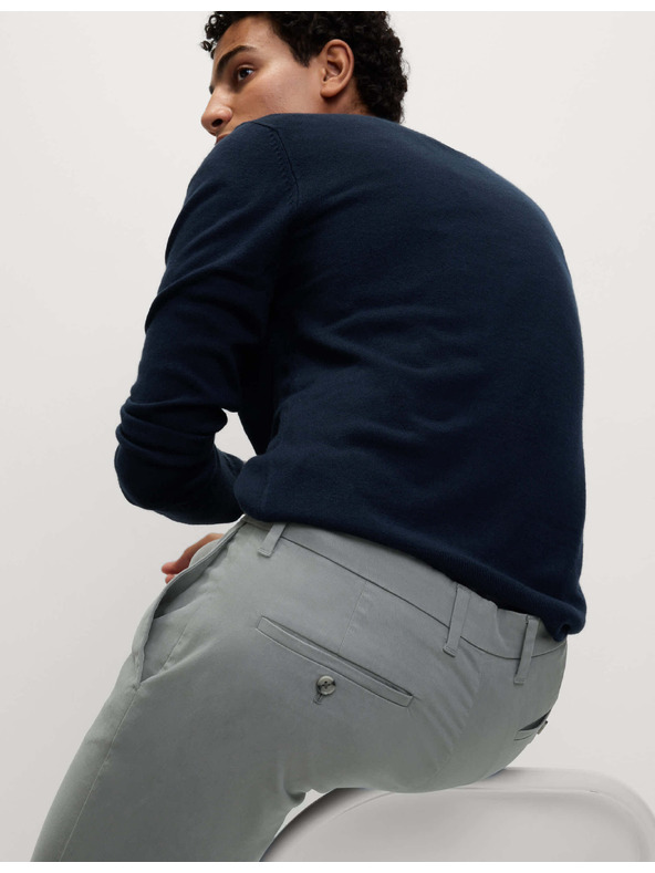 Marks & Spencer Hlače Marks & Spencer stretch chino slim fit sive barve