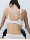 Marks & Spencer Modna halja Body Soft™ s polnimi modrčki brez žic, vel. A–E Marks & Spencer bela