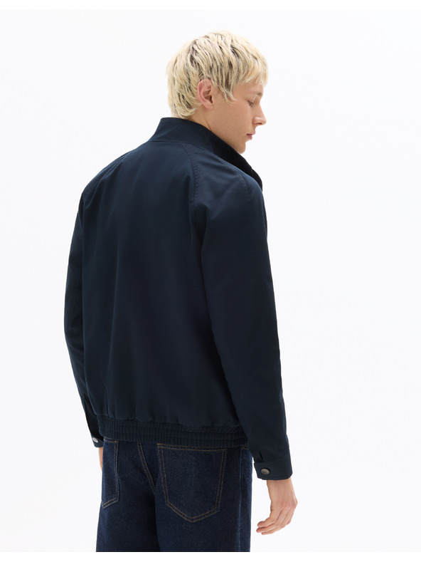 Celio Jakna Nucoton