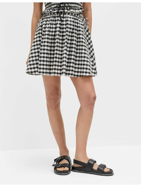 Marks & Spencer Majhno okroglo krilo iz materiala Gingham iz mešanice bombaža Marks & Spencer črna