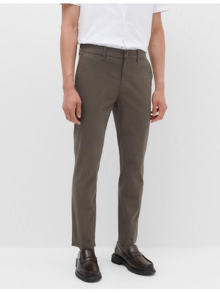 Marks & Spencer Raztegljive hlače chino tankega kroja Marks & Spencer rjave barve