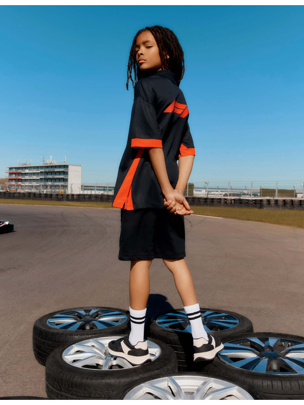 Marks & Spencer Polo top Formula 1® iz mrežaste tkanine (6–16 let) Marks & Spencer črna