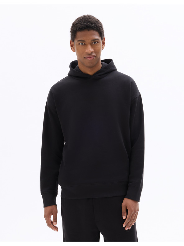 Celio Pulover Menewidea